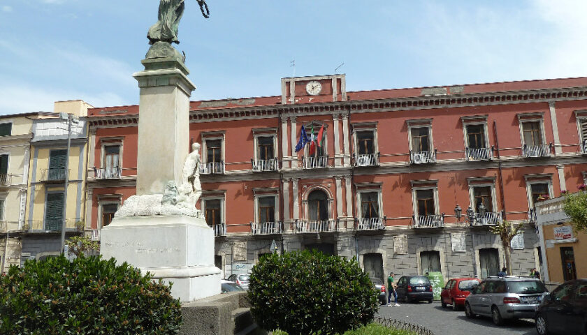 Pagani, appello di Rifondazione al Comune: degrado nella struttura di via Aufiero