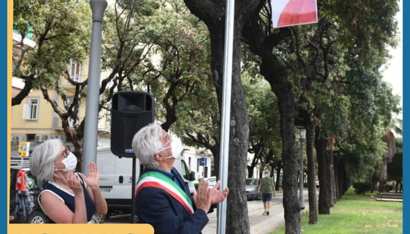 Salerno, inaugurata stamani piazza Dante Alighieri. Il sindaco: “Atto doveroso e dovuto”