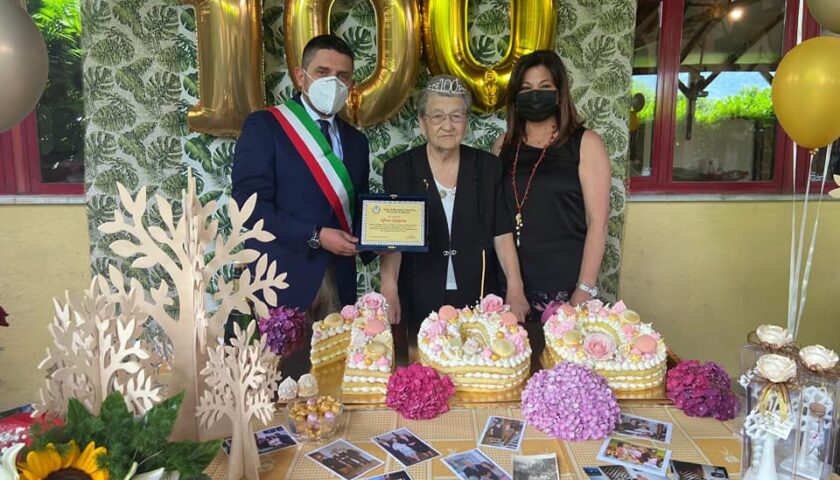 Mercato San Severino festeggia la centenaria Anna Ragosa di Pandola