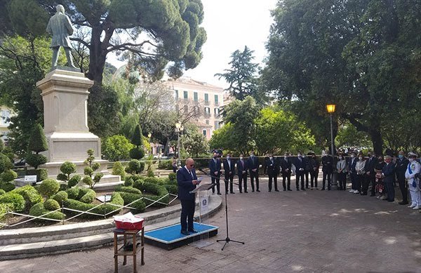 2 giugno a Salerno, cerimonia sobria all’insegna del covid. Le onorificenze al “Merito della Repubblica Italiana”