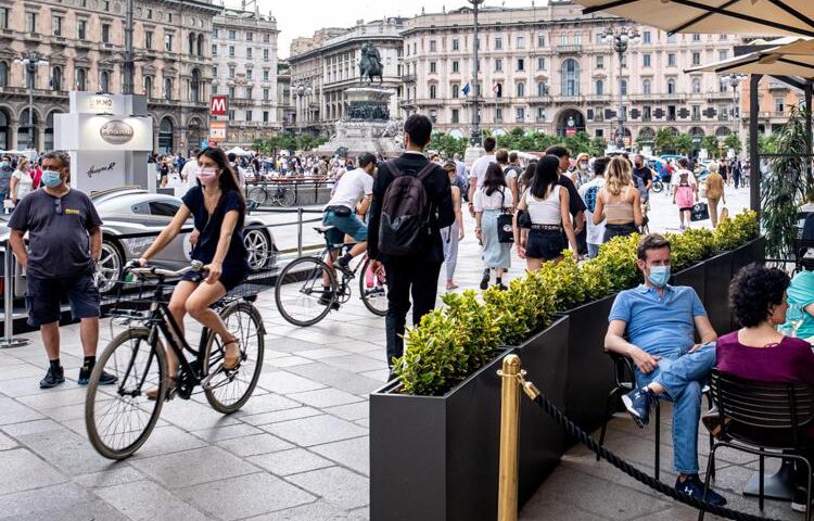 Mascherine all’aperto, il Cts decide la prossima settimana