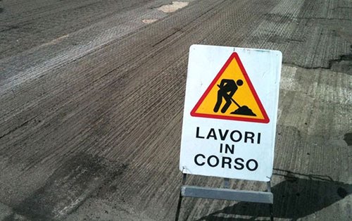 Strade, oggi i lavori a Laviano, Santomenna e Castelnuovo di Conza