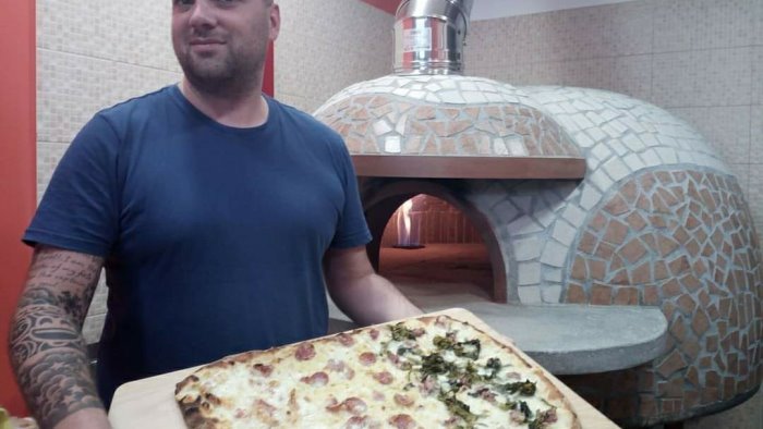 Da Salerno a Bergamo la pizza “anti tumore” di Attilio Cannizzaro