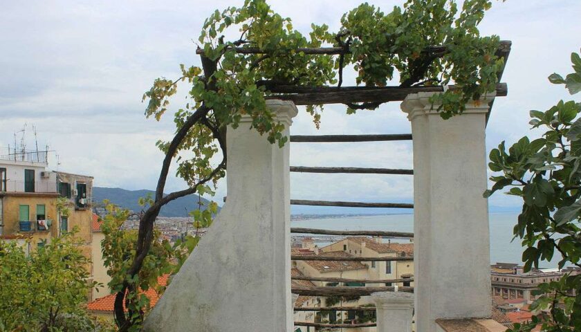 Salerno, Giardini della Minerva ancora chiusi al pubblico: lavori straordinari