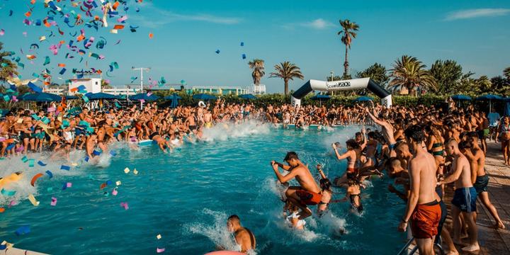 Covid nel villaggio turistico, 15 salernitani contagiati in Puglia