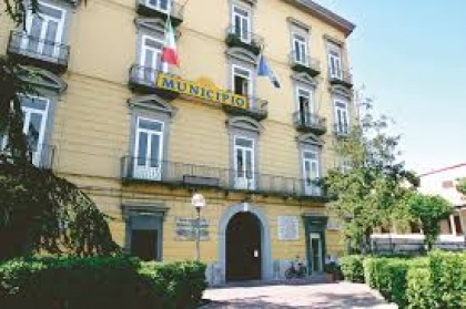 Precari al Comune, “Insieme per Scafati” contro il sindaco Salvati