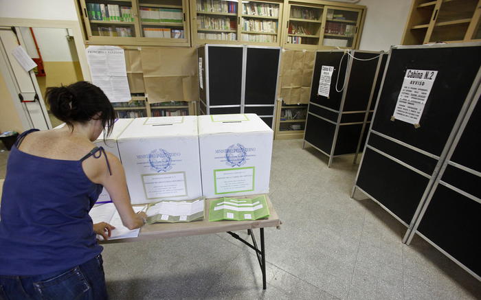 Ufficiale: amministrative al voto il 3 e 4 ottobre, 40 comuni salernitani al voto