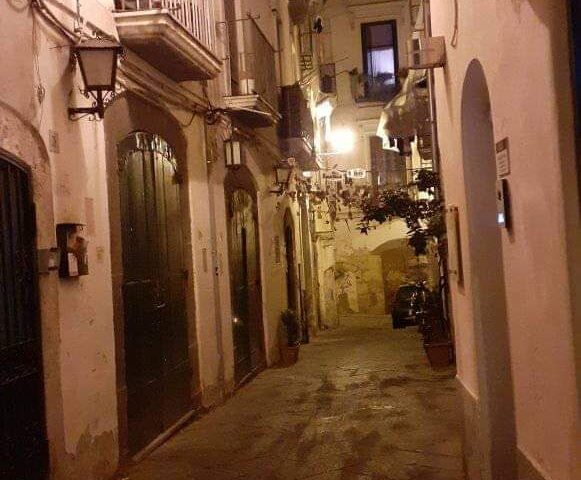 Salerno, il Codacons: “Tutelare il patrimonio culturale e gastronomico del Vicolo della Neve, “