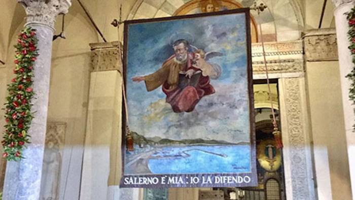 San Matteo, alle 19 Alzata del Panno in Cattedrale a Salerno