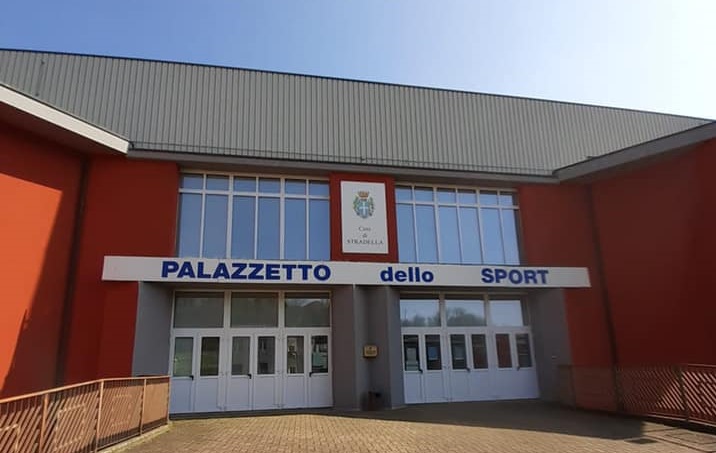 Campagna, domenica il Centro Vaccinale riparte al Palazzetto dello Sport