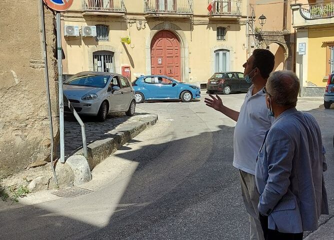 SCARICHI ABUSIVI NEI CANALI DI ROCCAPIEMONTE: IL SINDACO DENUNCIA ALLA PROCURA DELLA REPUBBLICA