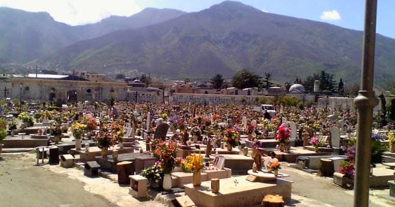 Struttura non a norma, sequestrato ossario comunale nel cimitero di Angri