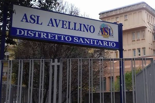 Medici e infermieri non vaccinati, ad Avellino l’Asl sospende una decina di sanitari