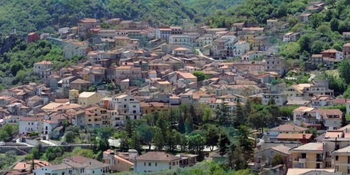 A Monte San Giacomo D’Alto sfida l’uscente Accetta