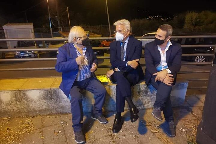 Salerno, il Sindaco Napoli incontra i sindacati e poi va nei quartieri: “Con noi non sarete mai soli”
