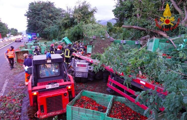 Schianto sul raccordo Salerno/Avellino, la vittima è un autotrasportatore di San Giuseppe Vesuviano