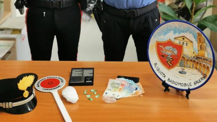 Sullo scooter con il crack, arrestato 26enne salernitano