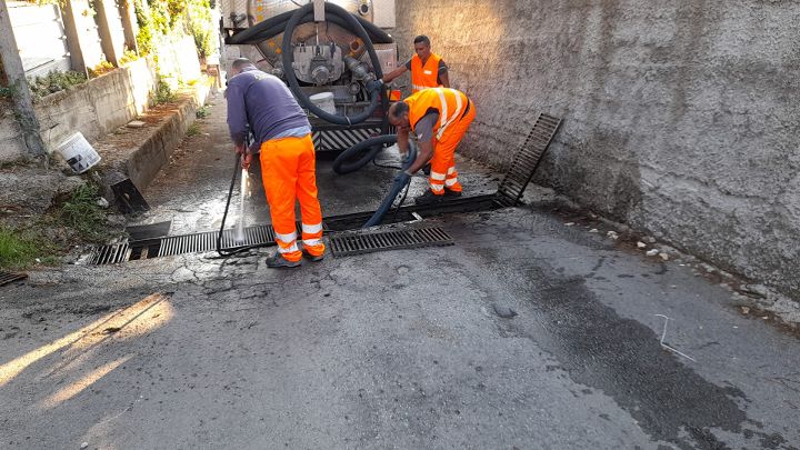 Pagani, iniziano gli interventi di pulizia delle caditoie