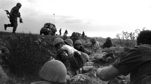 Il 6 ottobre del 1973 Egitto e Siria attaccano Israele: inizia la guerra del Kippur