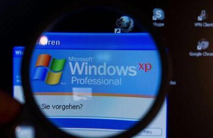 Il 25 ottobre 2001 viene lanciato il sistema Windows XP della Microsoft Il 25 ottobre 2001 viene lanciato il sistema Windows XP della Microsoft