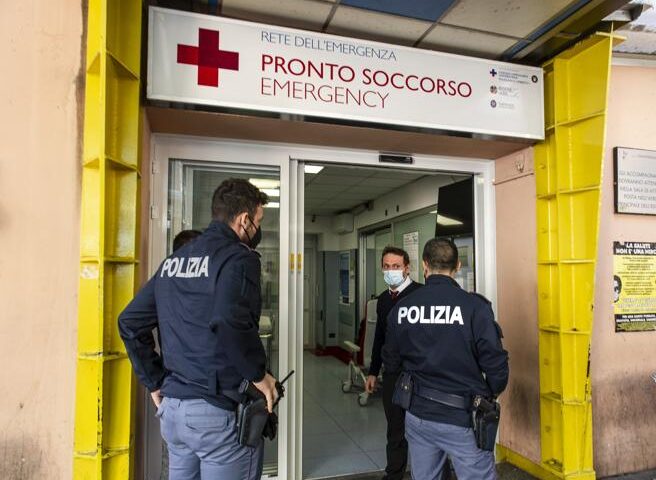 Violenza negli ospedali salernitani, arrivano i poliziotti