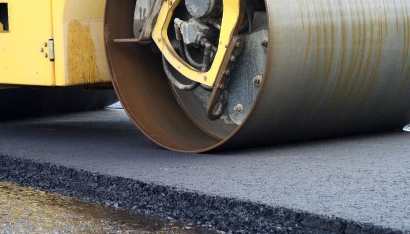 Lavori a Teggiano sulla Strada Provinciale 11