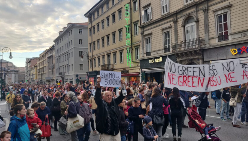 Trieste chiama l’Italia e il Mondo risponde, a Salerno incontro in piazza Caduti di Brescia