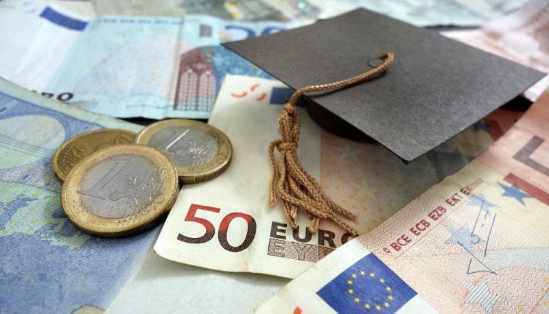 Bracigliano, il Comune istituisce borse di Studio per gli studenti meritevoli