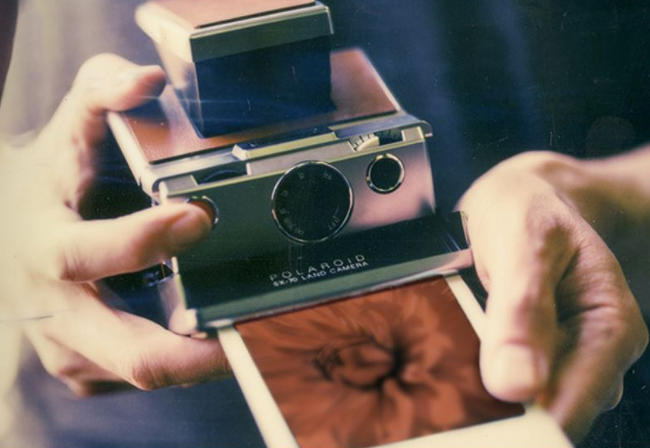 Il 26 novembre di 74 anni fa venduto a Boston il primo esemplare della Polaroid
