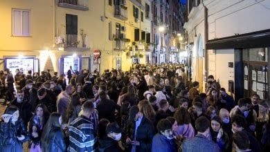 Feste natalizie, ordinanza sulle restrizioni del sindaco di Napoli