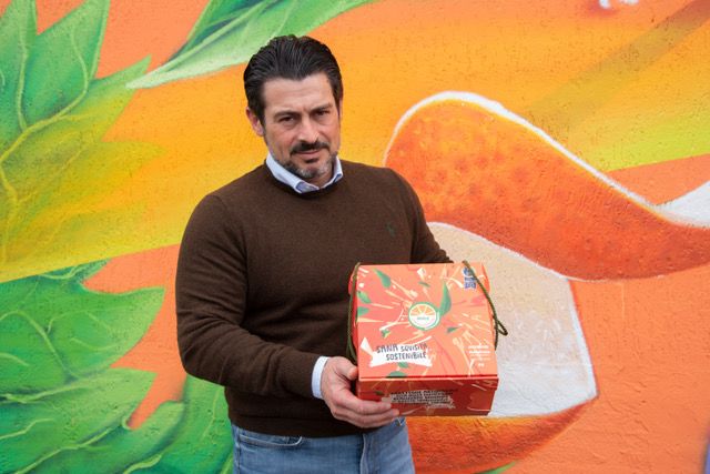Op Armonia, Battipaglia: donati 1.000 panettoni gourmet DolceClementina e vendita benefica Lega Filo d’Oro