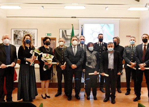Il Prefetto di Lodi consegna l’onorificenza a 13 lavoratori, premiato anche l’ingegnere salernitano Dario Mazzeo