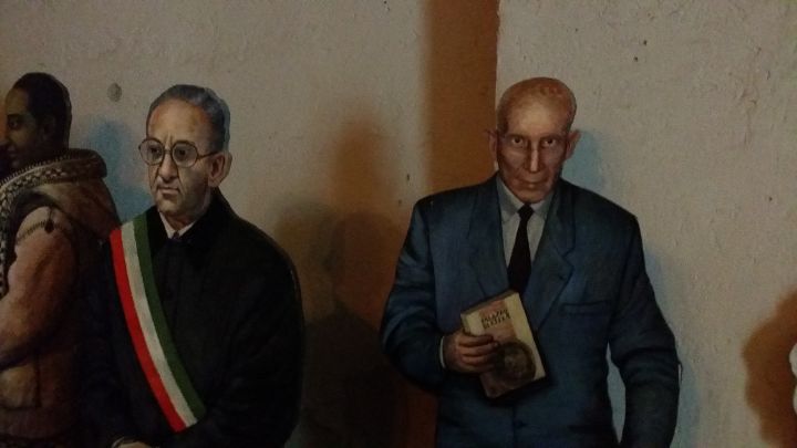 SALERNO, RIAPRE IL PRESEPE DIPINTO DI MARIO CAROTENUTO. INAUGURAZIONE CON L’ARCIVESCOVO