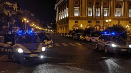 Spari davanti a un ristorante in via Roma a Salerno: si indaga