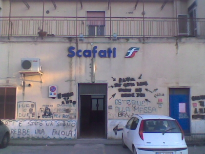 Scafati. Stazione Fs off-limits: i pendolari chiedono l’immediato ripristino