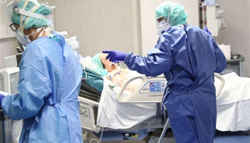 Agenas: aumentano ricoveri negli ospedali di 8 Regioni in Italia
