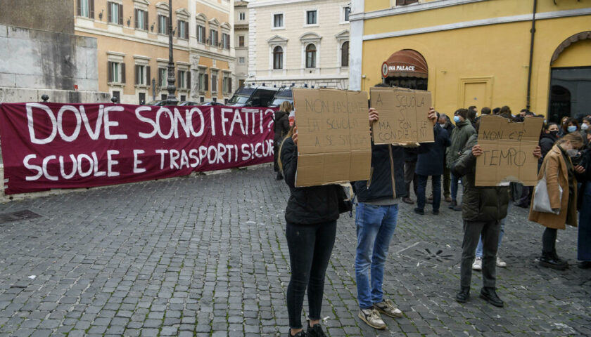 Covid e scuola, sciopero generale studentesco a Salerno