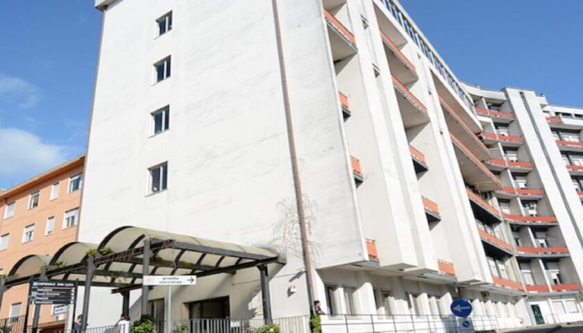 Covid, l’Asl Salerno ha attivato punto nascita all’ospedale di Vallo della Lucania: “Partorienti a basso rischio”
