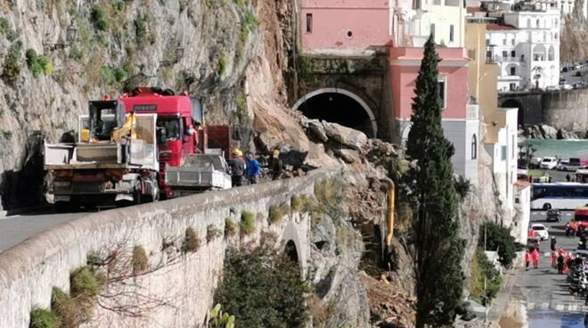 Amalfi, frana del 2021: due rinvii a giudizio e un proscioglimento