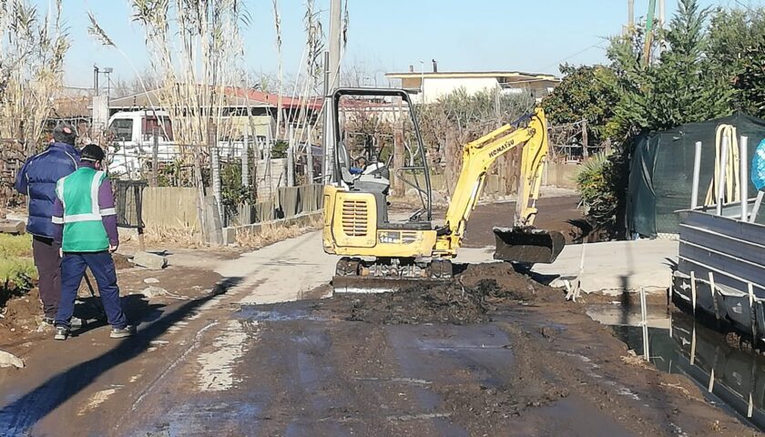 Allagamenti e pulizie, sopralluogo del sindaco di Scafati in via Longole