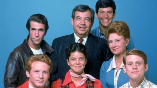 Il 15 gennaio 1974 debutta in Tv Happy Days
