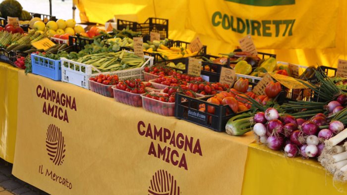 Salerno, torna nel fine settimana la spesa sospesa per i bisognosi