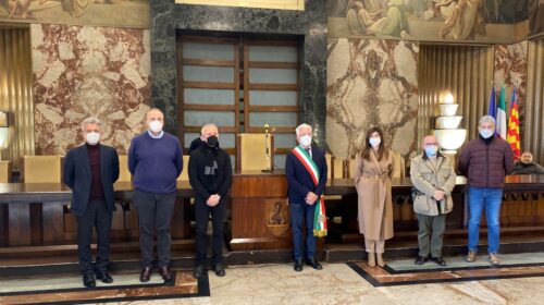 Salerno, il sindaco: “Ci inchiniamo davanti davanti alle vittime dell’Olocausto”