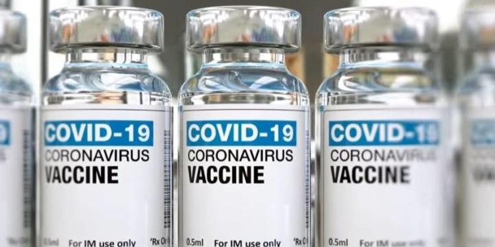 Coronavirus, finte somministrazioni di vaccino all’hub di Napoli