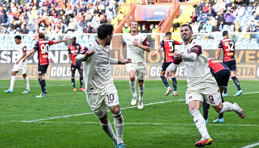 Bonazzoli riprende Destro, solo pari tra Genoa e Salernitana