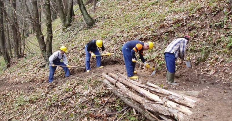 Operai Irno Solofrana, lavoratori vantano 15 mesi di stipendi. “Siamo indebitati e senza futuro”