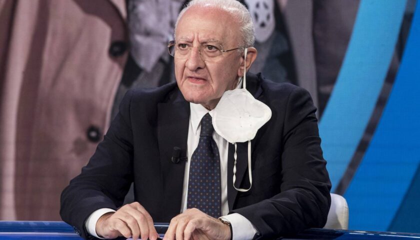 Covid, De Luca: “La Campania è in zona bianca”