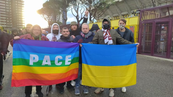 Tifosi della Salernitana solidali con il popolo ucraino