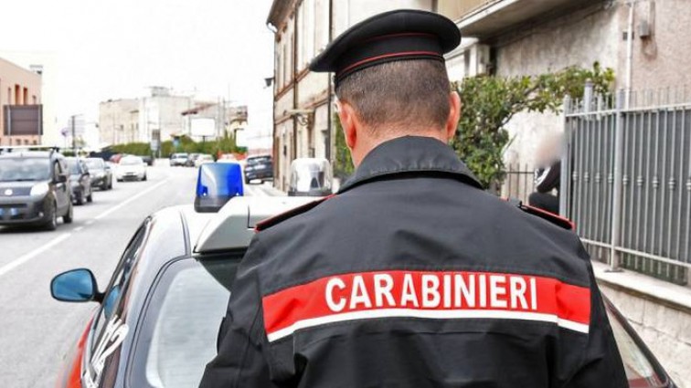 Ischia, in auto senza mascherina con l’amico positivo: multati per 2mila euro