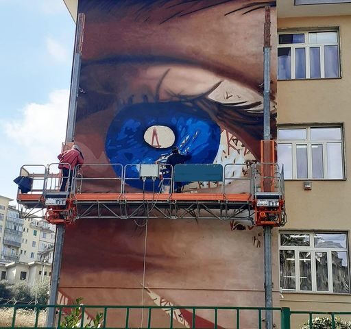 Jorit a Salerno per dipingere un murale